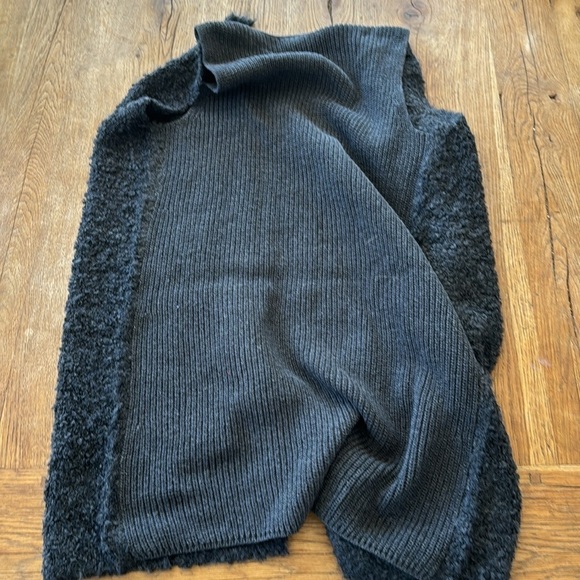 Loft Outlet Sweater Vest - Long Size SP - Picture 4 of 5